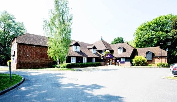 Premier Inn Woking West - A324 Dış mekan fotoğraf